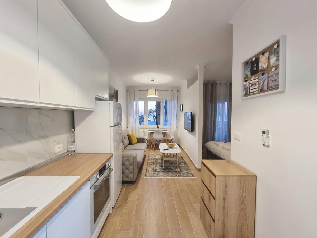 Hana Seaview Apartment Golem  Dış mekan fotoğraf